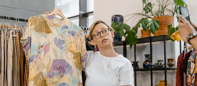 Sukienka plus size – modna i komfortowa stylizacja dla każdej kobiety